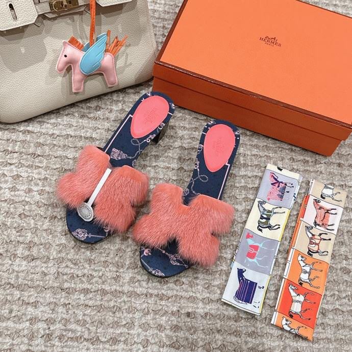 Hermes Slippers